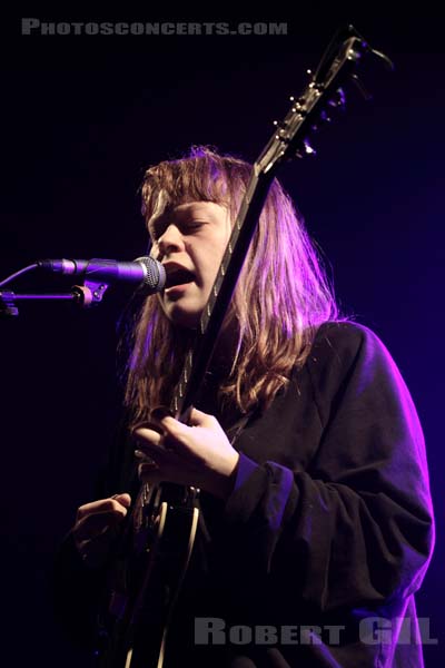 ANNA B SAVAGE - 2015-02-28 - PARIS - Point Ephemere - 